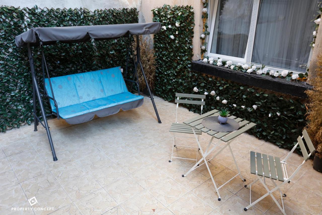 Bohemian Central Concept Studio Bukares Bagian luar foto