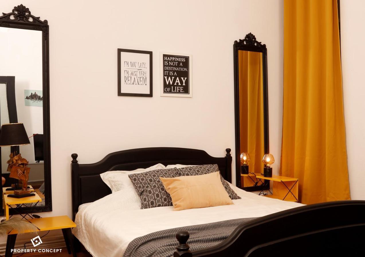 Bohemian Central Concept Studio Bukares Bagian luar foto